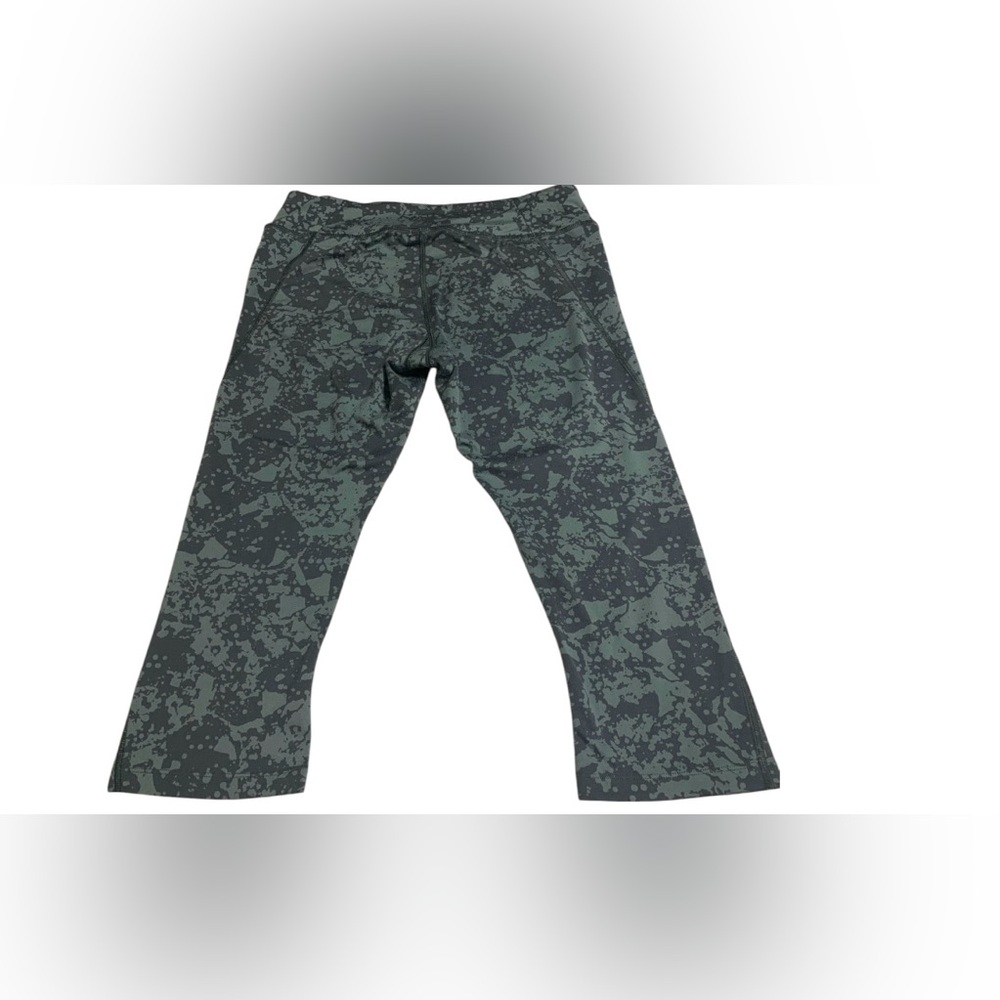 The North Face Women’s Active Capri Leggings, Size M - Picture 2 of 8